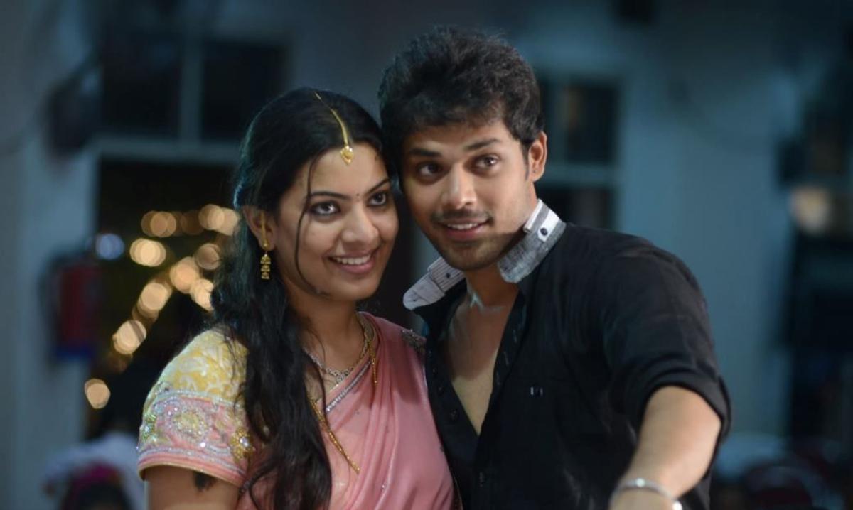 Geetha Madhuri Marriage Postponed, geetha madhuri marriage postponed, singer geetha madhuri marriage postponed, singer geetha madhuri and actor nandu marriage postponed.